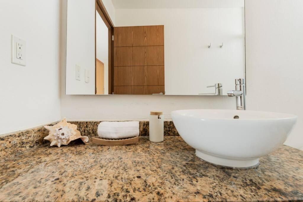 Reef Beachfront 3Bdr Apartment By Casa Paraiso Cancún Kültér fotó